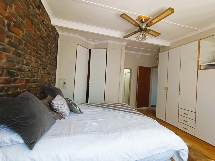 5 Bedroom Property for Sale in Fichardt Park Free State